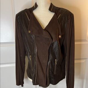 Elegant Brown Leather Jacket with Snakeskin Accents